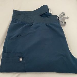 Figs Kade cargo scrub pants